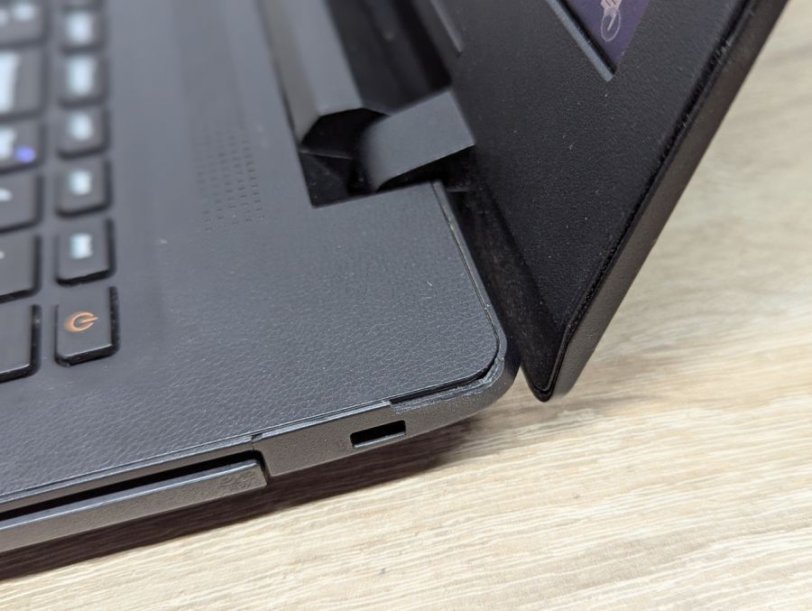 Ноутбук Б/В Lenovo IdeaPad 110, AMD A6-7310, DDR3 8GB, SSD 128GB, AMD Radeon R4, 15.6"