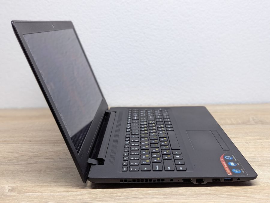 Ноутбук Б/В Lenovo IdeaPad 110, AMD A6-7310, DDR3 8 GB, SSD 128GB, AMD Radeon R4, 15.6"