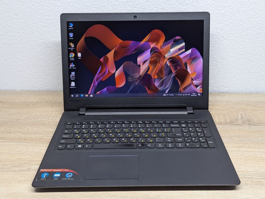 Ноутбук Б/В Lenovo IdeaPad 110, AMD A6-7310, DDR3 8 GB, SSD 128GB, AMD Radeon R4, 15.6"