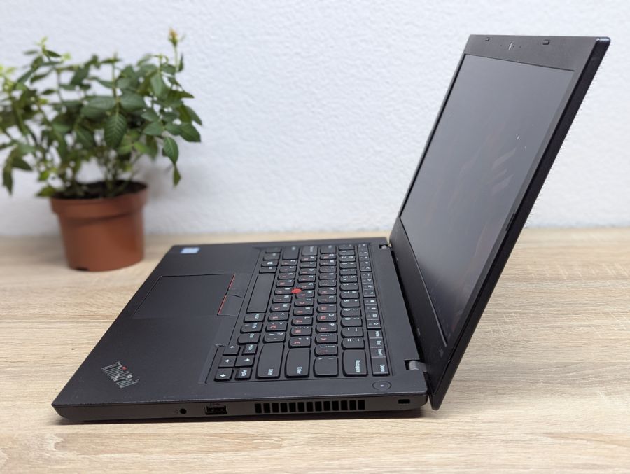 Ноутбук Б/В Lenovo ThinkPad L480, Intel Core i5-8250U, DDR4 8 GB, SSD 256GB, 14" UHD