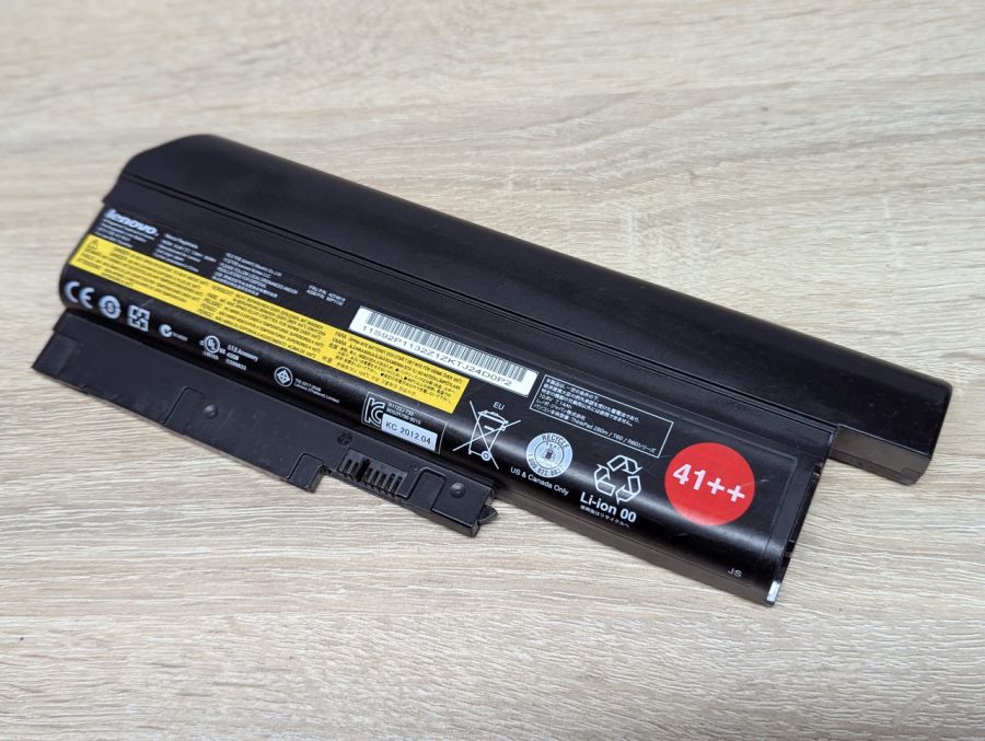 Б/В Оригінальна акумуляторна батарея Lenovo 42T4619,42T4511,92P1132
