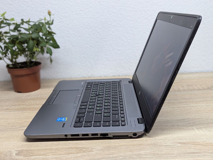 Ноутбук Б/В HP EliteBook 840 G2, Intel Core i5-5300U, DDR3 8 GB, SSD 128GB, 14" HD