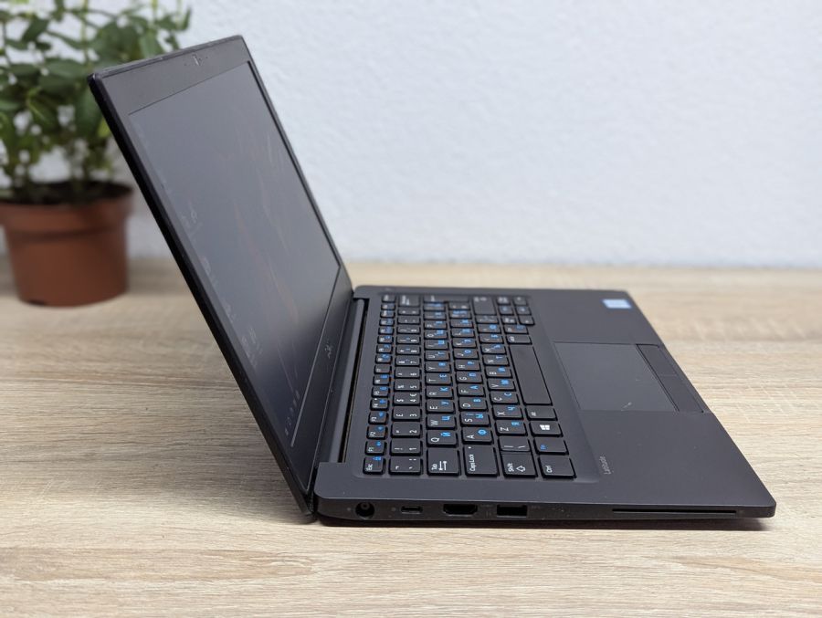 Ноутбук Б/В Dell Latitude 7280, Intel Core i5-6300U, DDR4 8 GB, SSD 256GB, 12" HD