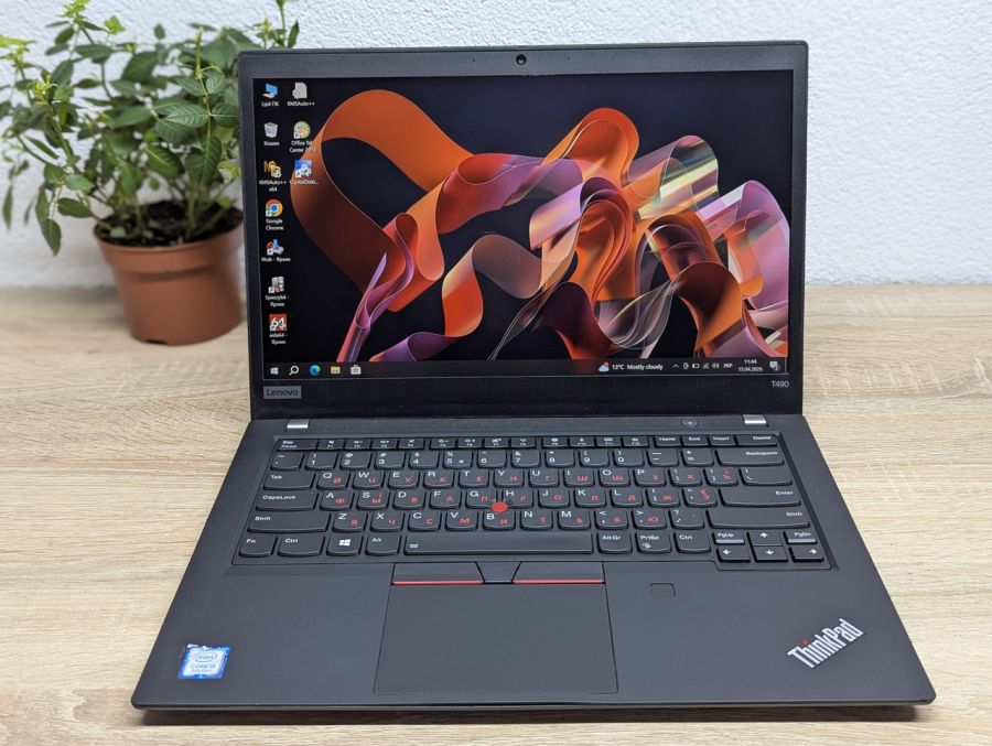 Ноутбук Б/В Lenovo ThinkPad T490, Intel Core i5-8265U, DDR4 8 GB, SSD 256GB, 14" Full HD