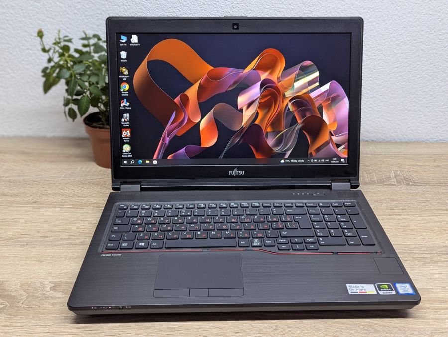 Ноутбук Б/В Fujitsu Celsius H780, Intel Core i7-8850H, DDR4 32 GB, SSD 512GB, NVIDIA Quadro P1000 4Gb, 15.6" Full HD