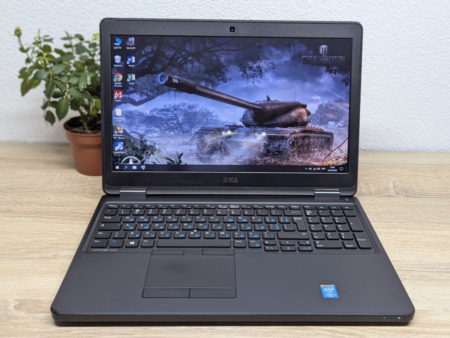 Ноутбук Б/В Dell Latitude E5550, Intel Core i5-5300U, DDR3 8 GB, SSD 128GB, 15.6" HD