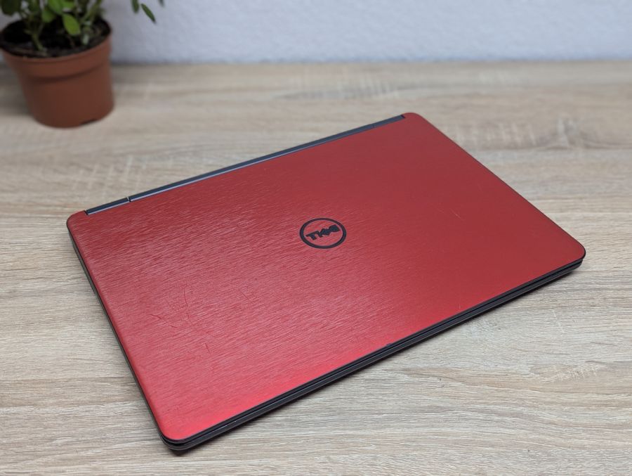 Ноутбук Б/В Dell Latitude E7450, Intel Core i5-5300U, DDR3 8 GB, SSD 128GB, 14" Full HD