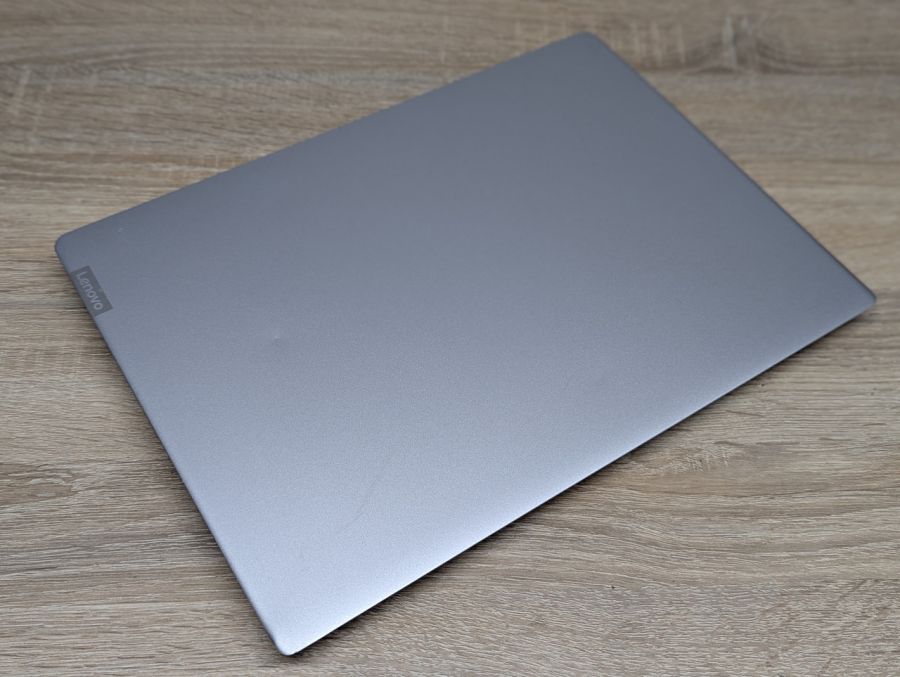 Ноутбук Б/В Lenovo IdeaPad 330S-14IKB, Intel Core i3-8130U, DDR4 12 GB, SSD 256GB, 14" Full HD