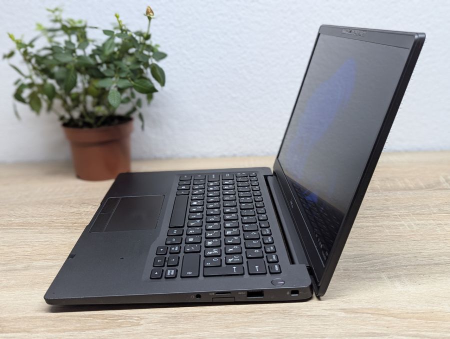Ноутбук Б/В Dell Latitude 7400, Intel Core i5-8665U, DDR4 16 GB, SSD 256GB, 14" Full HD
