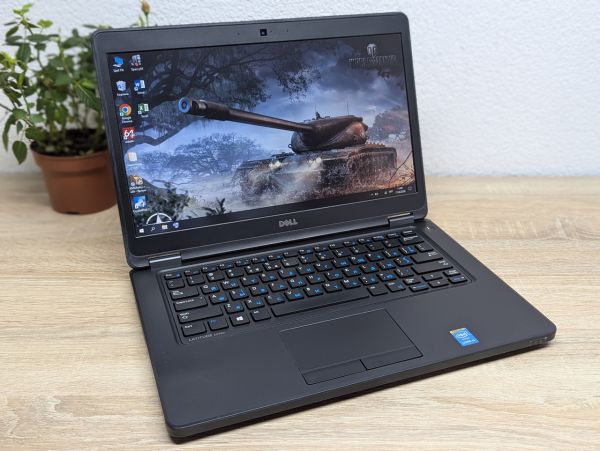 Ноутбук Б/В Dell Latitude E5450, Intel Core i5-5200U, DDR3 8 GB, SSD 128GB, 14" HD