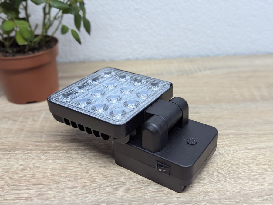 Новий Багатофункціональний ліхтар прожектор 16LED