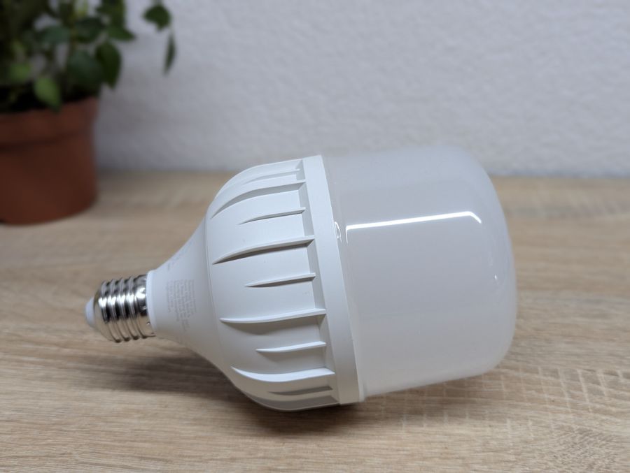 Новий Потужна світлодіодна (LED) лампа Neewer 5700K E27 35 Вт
