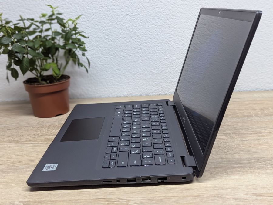 Ноутбук Б/В Dell Latitude 3410, Intel Core i5-10210U, DDR4 16 GB, SSD 256GB, 14" Full HD