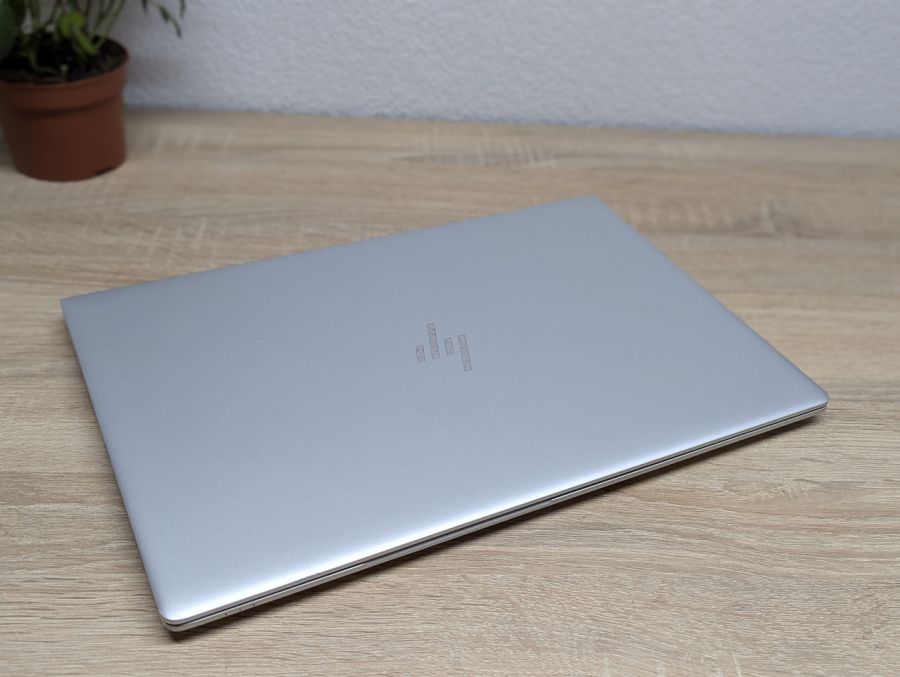 Ноутбук Б/В HP EliteBook 755 G5, AMD Ryzen 5 Pro Mobile 2500U, DDR4 8 GB, SSD 256GB, Microsoft Basic Display Adapter, 15.6" Full HD