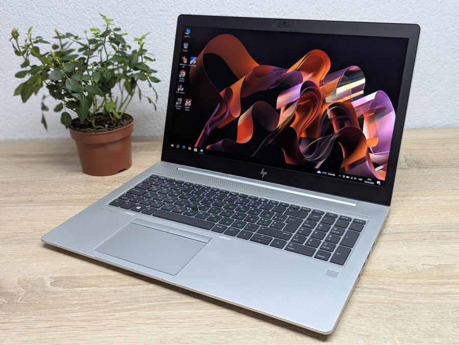 Ноутбук Б/В HP EliteBook 755 G5, AMD Ryzen 5 Pro Mobile 2500U, DDR4 8 GB, SSD 256GB, Microsoft Basic Display Adapter, 15.6" Full HD