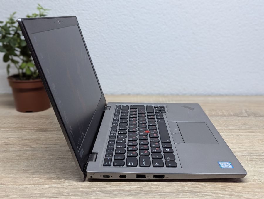 Ноутбук Б/В Lenovo ThinkPad L380, Intel Core i3-7020U, DDR4 16 GB, SSD 256GB, 13" Full HD