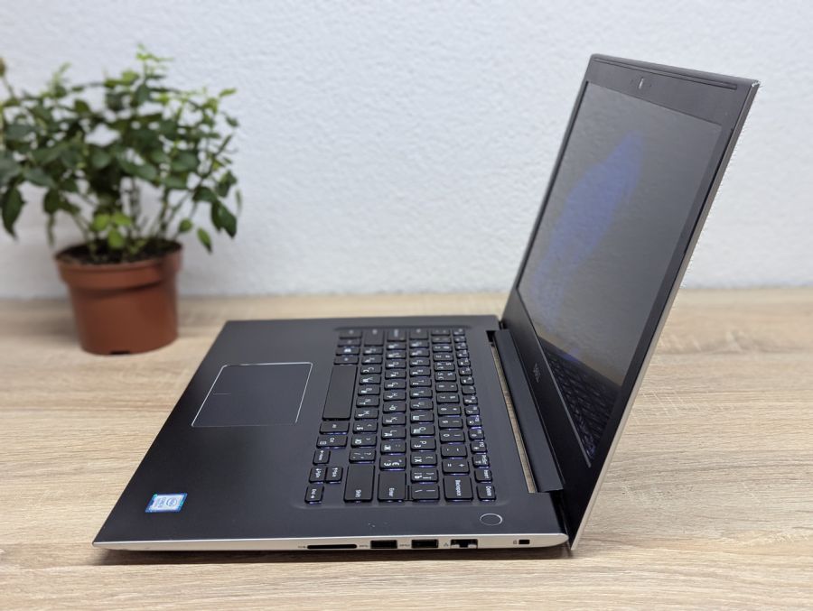 Ноутбук Б/В Dell Vostro 5471, Intel Core i5-8250U, DDR4 8 GB, SSD 256GB, 14" Full HD
