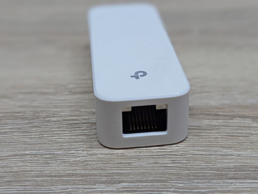 Б/В Мережевий адаптер TP-Link UE300