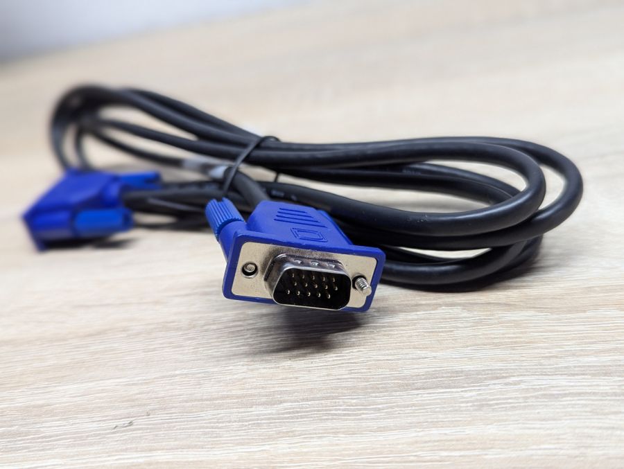 Б/В Кабель VGA на VGA 1.8м