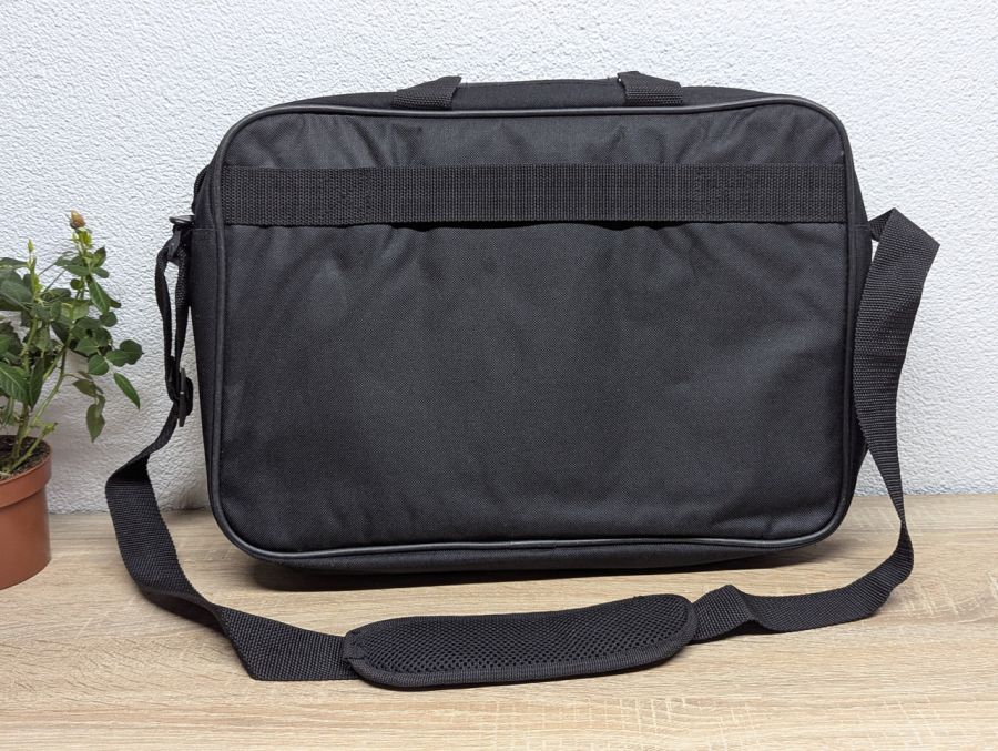 Б/В Сумка для ноутбука HP Essential Top Load Case 15.6 H2W17AA