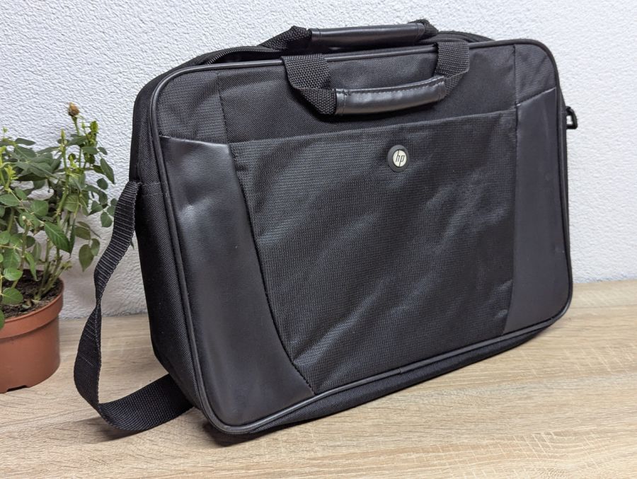 Б/В Сумка для ноутбука HP Essential Top Load Case 15.6 H2W17AA