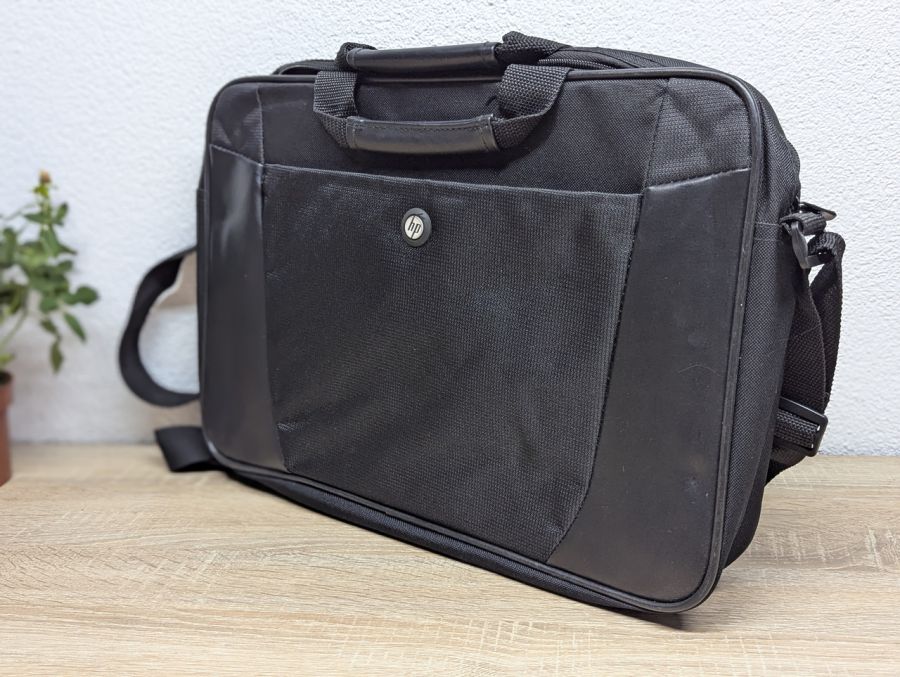 Б/В Сумка для ноутбука HP Essential Top Load Case 15.6 H2W17AA