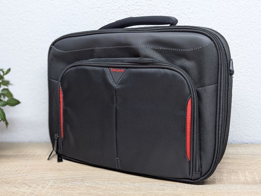 Б/В Cумка для ноутбука Targus Classic+ CN414EU