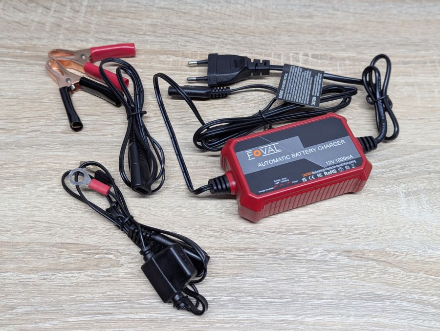 Новий Зарядний пристрій Foval Automatic Trickle Battery Charger 12V 1000mA