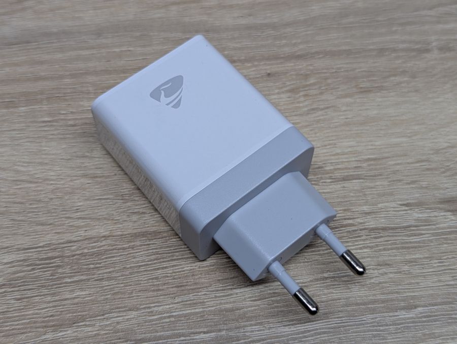 Новий Мережевий зарядний блок Aioneus RE-PD3504 40 Вт