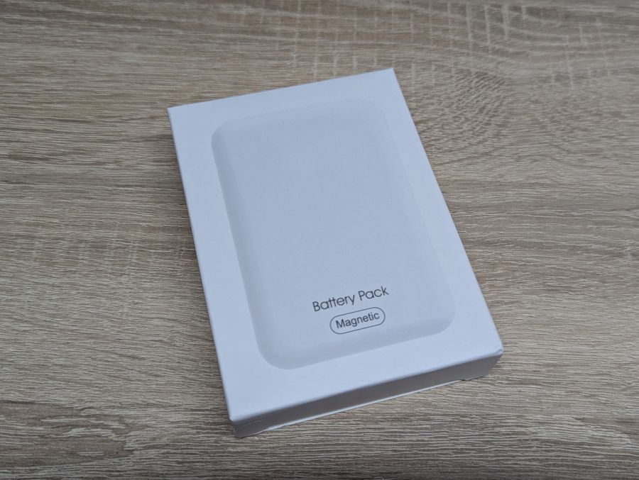 Новий Зарядний пристрій з магнітним кріпленням MagSafe