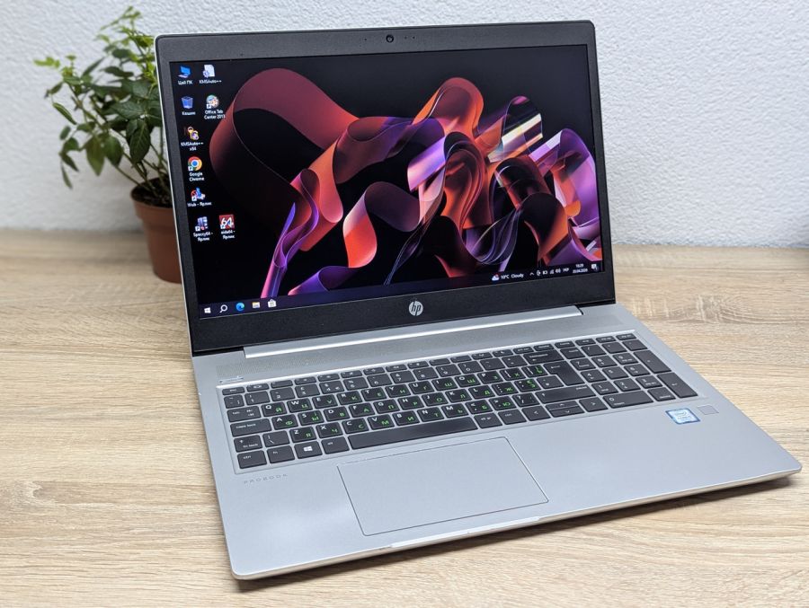 Ноутбук Б/В HP ProBook 450 G6, Intel Core i5-8265U, DDR4 16 GB, SSD 256GB, 15.6" UHD