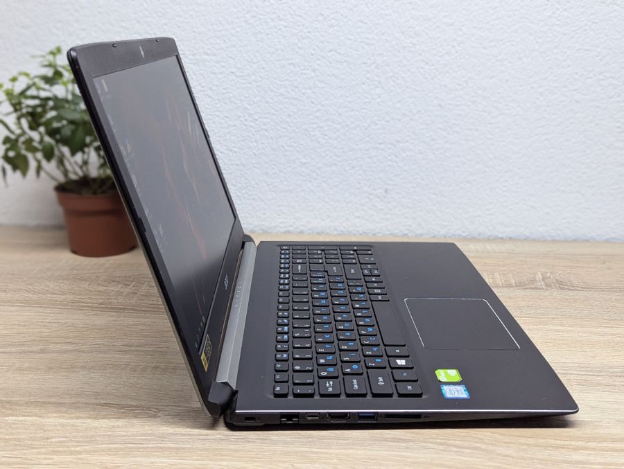 Ноутбук Б/В Acer Aspire 5 A515-51G, Intel Core i7-8550U, DDR4 20 GB, SSD 128GB + HDD 500GB, NVIDIA GeForce MX150 2Gb, 15.6" Full HD