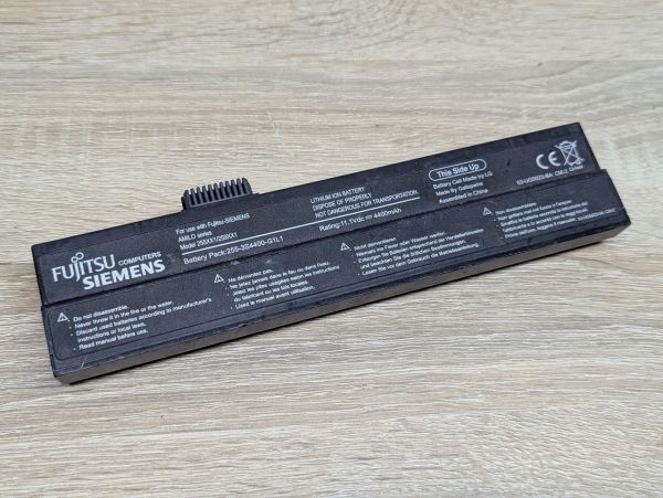 Б/В Акумуляторна батарея Fujitsu-Siemens 255-3S4400-G1L1