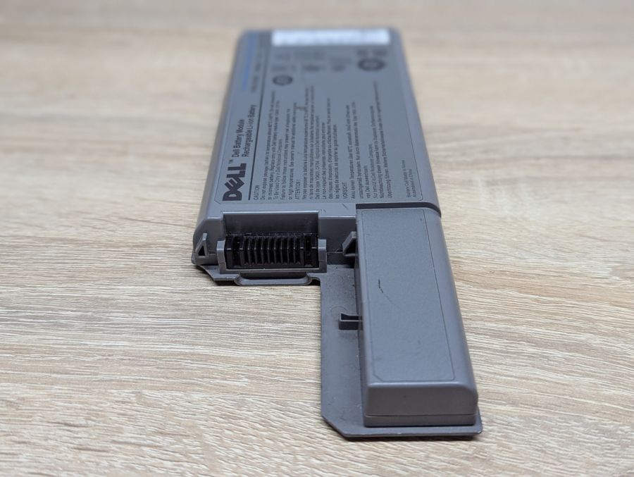 Б/В Акумуляторна батарея Dell CF623 [ProductHub SKU CF623]