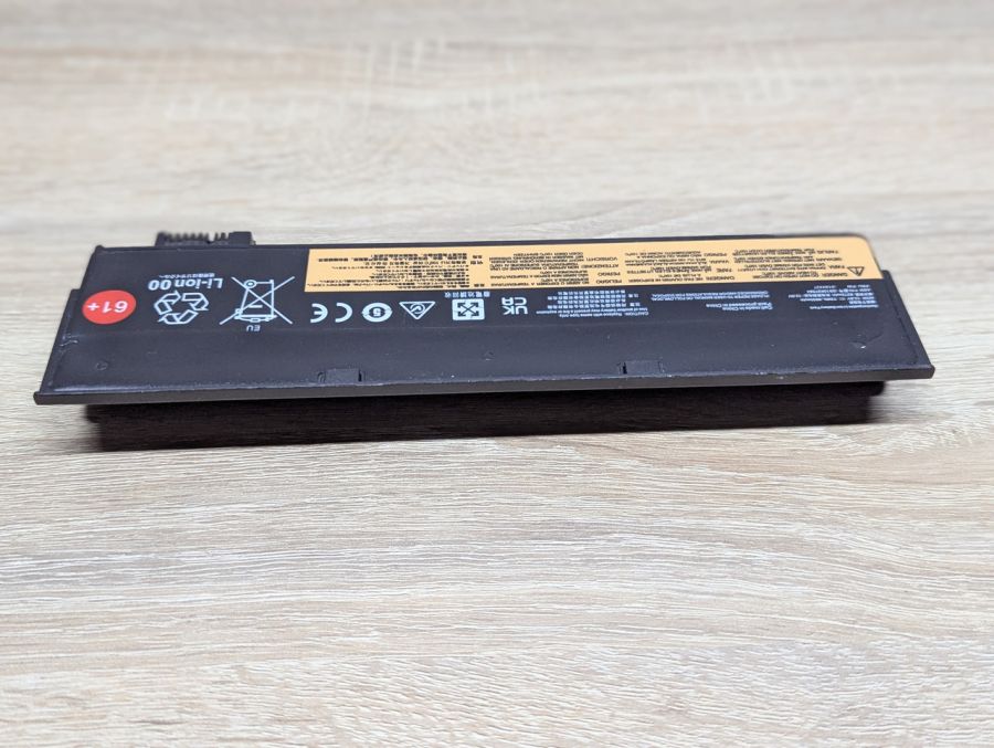 Б/В Оригінальна акумуляторна батарея Lenovo SB10K97584 (01AV427)