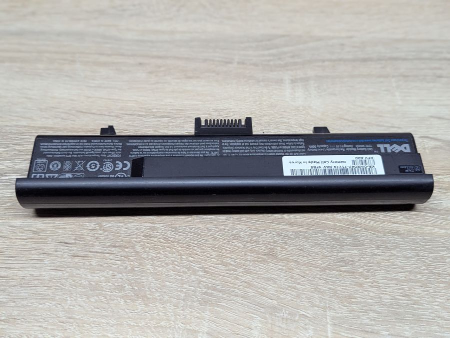 Б/В Акумуляторна батарея Dell WR050 [ProductHub SKU WR050]