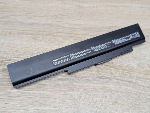 Б/В Оригінальна акумуляторна батарея Asus A42-V1,L082031
