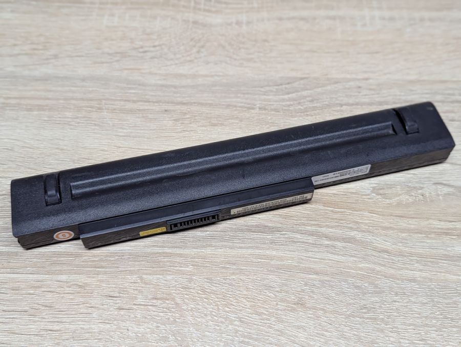 Б/В Оригінальна акумуляторна батарея Asus A42-V1,L082031