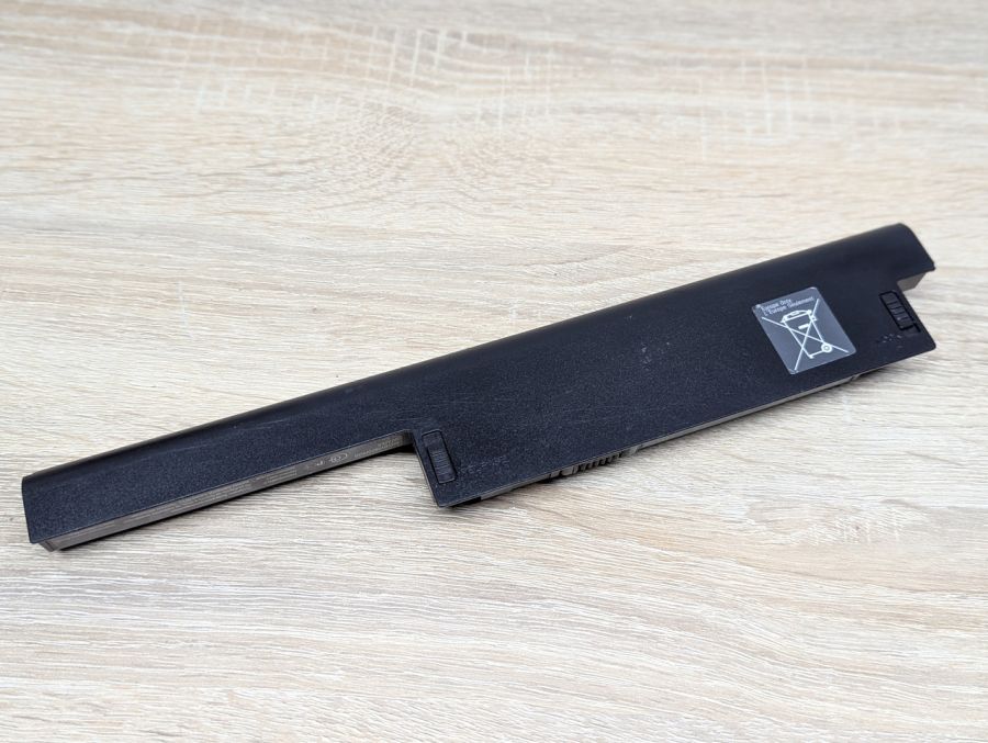 Б/В Оригінальна акумуляторна батарея Sony VGP-BPS26A
