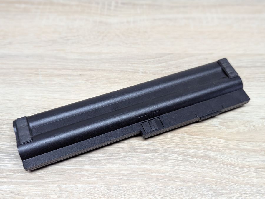 Б/В Оригінальна акумуляторна батарея Lenovo 42T4837,42T4836