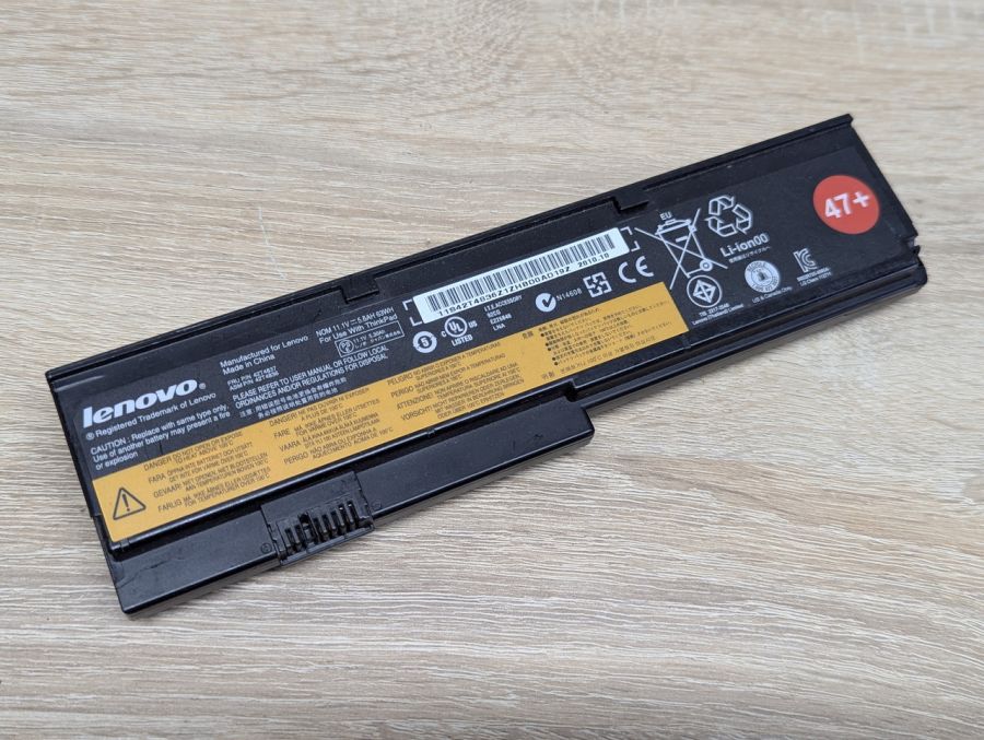 Б/В Оригінальна акумуляторна батарея Lenovo 42T4837,42T4836