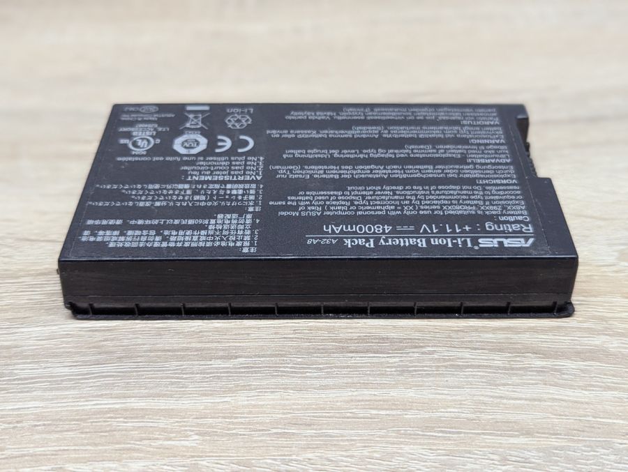 Б/В Акумуляторна батарея Asus A32-A8