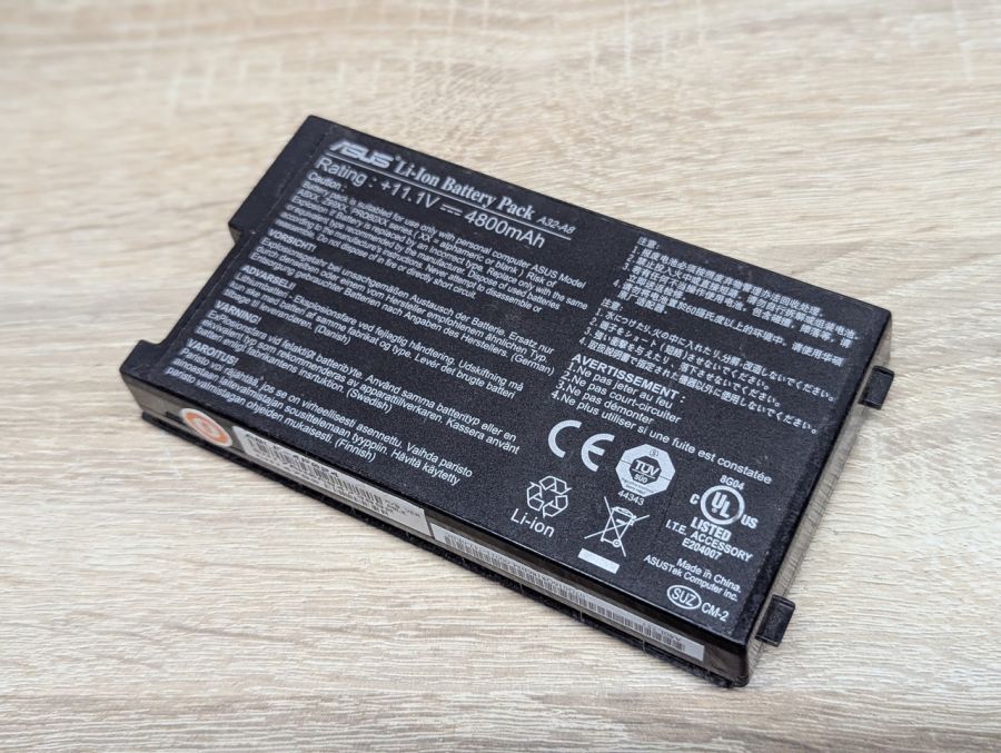 Б/В Акумуляторна батарея Asus A32-A8