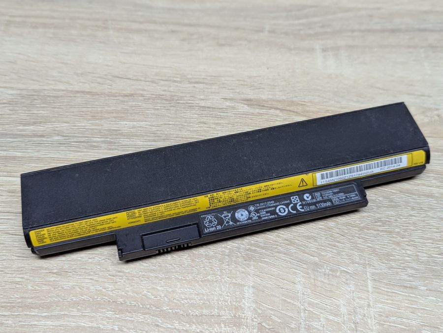 Б/В Оригінальна акумуляторна батарея Lenovo 45N1176,45N1060