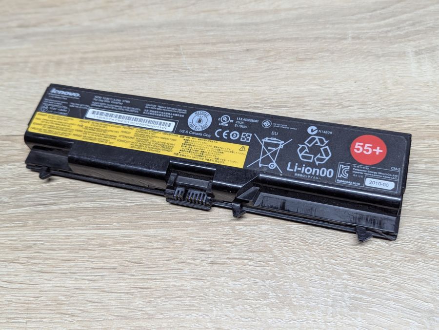 Б/В Оригінальна акумуляторна батарея Lenovo 42T4793,42T4792