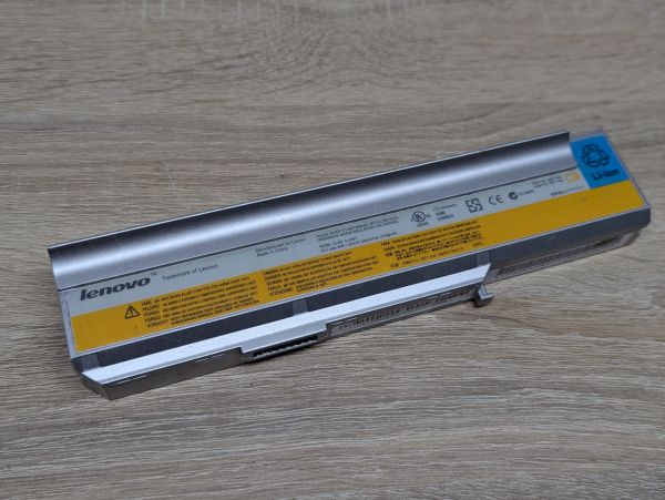 Б/В Оригінальна акумуляторна батарея Lenovo 92P1184,92P1183