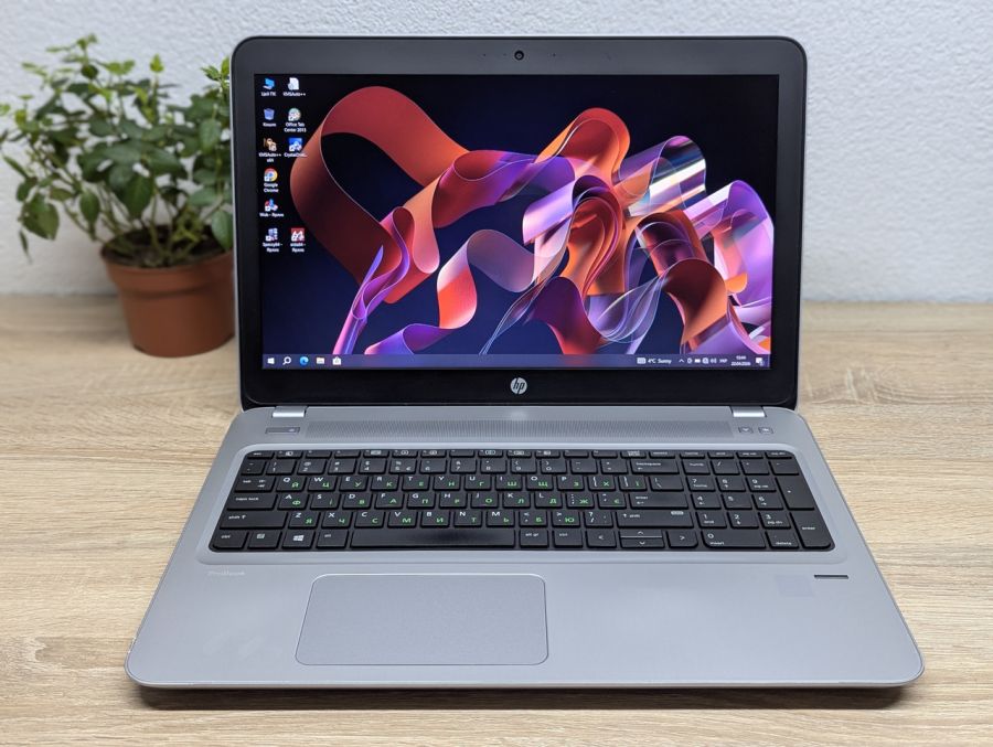 Ноутбук Б/В HP ProBook 450 G4, Intel Core i5-7200U, DDR4 8GB, SSD 128GB, 15.6" Full HD