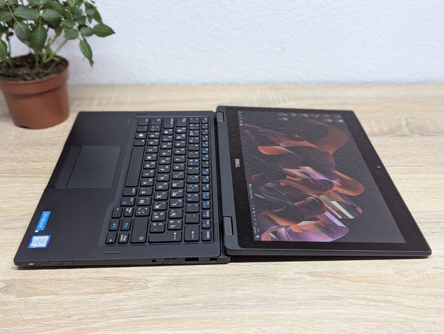 Ноутбук Б/В Dell Latitude 5289, Intel Core i5-7300U, DDR3 8 GB, SSD 128GB, 12" Full HD Сенсор