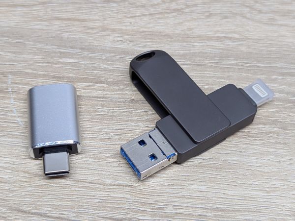 Новий USB-флеш-накопичувач Puhea 512Gb AQW10 3в1