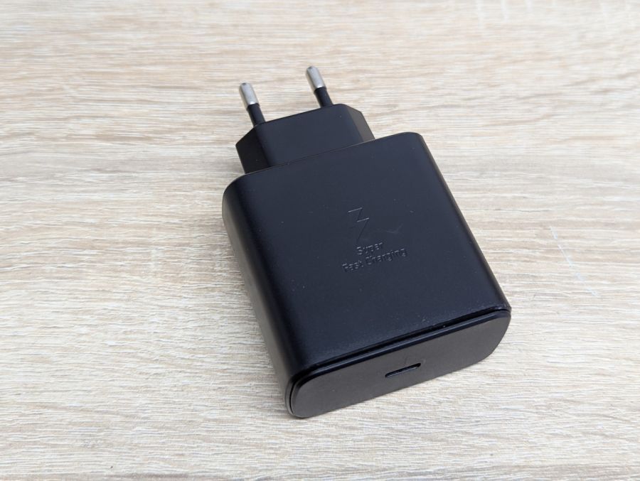 Новий Мережевий зарядний пристрій EP-TA845 USB Type-C 45 Вт